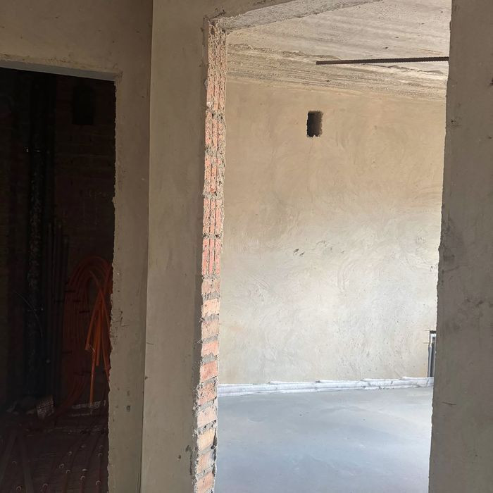 Трьошка в хорошому районі Буча - изображение 3