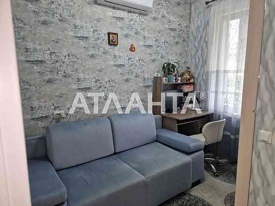 Предлагается 1 ком квартира с евроремонтом в малоквартирном доме Лески 