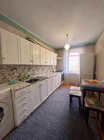 Здам  чудову 3-кімнатну квартиру, р-н 3-ої школи Каменец-Подольский