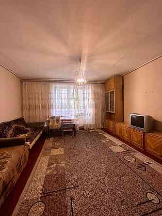 Здам  чудову 3-кімнатну квартиру, р-н 3-ої школи Каменец-Подольский