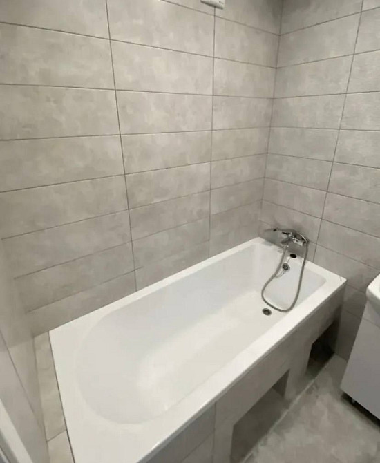 Здам сучасну 1 кімнатну квартиру з ремонтом в новому будинку! Хмельницький - зображення 6