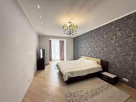 Здам! 3-кімнатну новобудову. Вул. Будівельників Черновцы