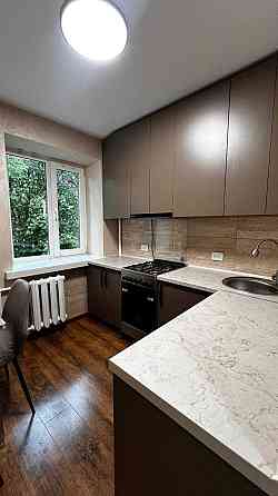 Оренда 2 кімнатної квартири в центрі міста Ровно