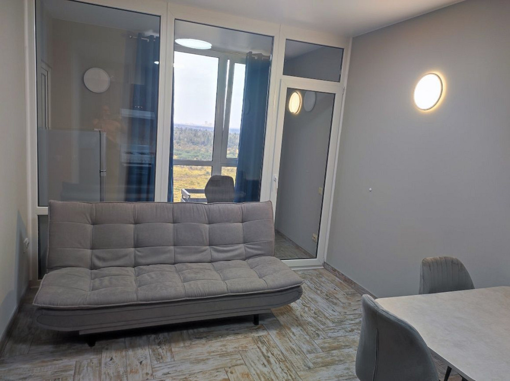 Оренка 1кім  Варшавський ЖК Киев - изображение 1