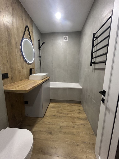 Євро 3к квартира в центрі міста! Інд газове опалення! Центральний парк Ирпень - изображение 1