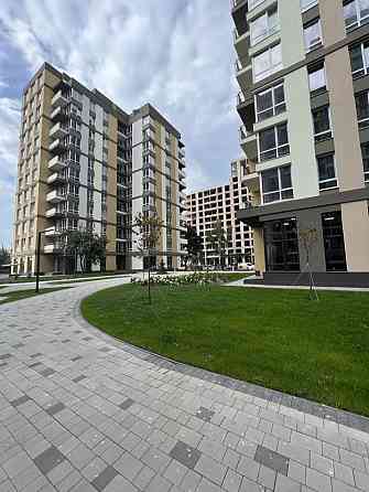 Без комісії Продам шикарну двоповерхову квартиру в центрі міста Бровары