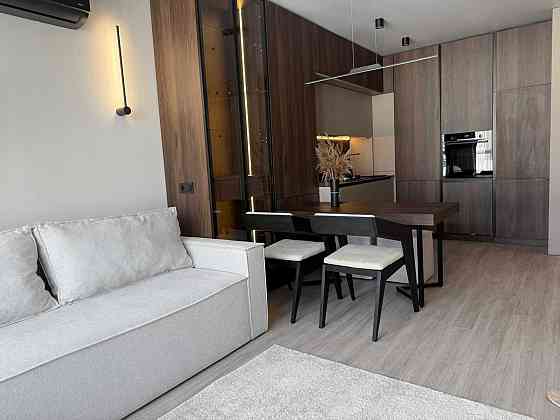 Продаж квартири в ЖК Авалон Холідей з якісним авторським ремонтом Сокільники