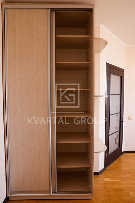 Центр міста! Простора квартира 45м.кв. з Ремонтом! Податки 2% Буча - зображення 2