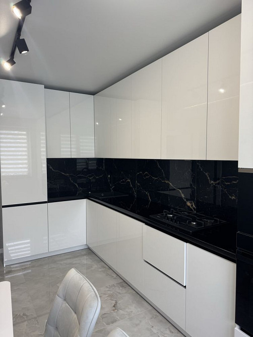 Оренда 1-к.квартири по вулиці  Національної Гвардії (Паркове містечко) Ивано-Франковск - изображение 2