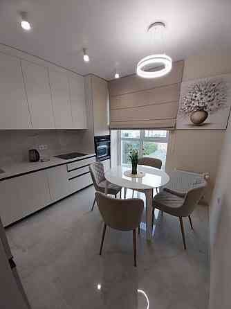 Оренда 1 кім квартира в новобудові. Р-н 12 школи Ровно