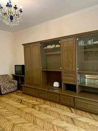 Сдается 1 ком квартира  ТЦ Украина  ,  Крытый  рынок . Запоріжжя