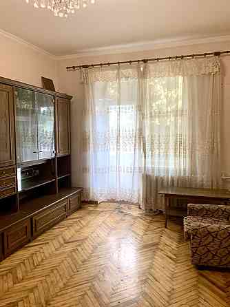 Сдается 1 ком квартира  ТЦ Украина  ,  Крытый  рынок . Запоріжжя