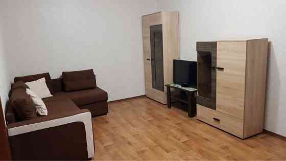 ЖК Крістер Град, оренда 2к квартири 76м2 Данченка 1 Київ