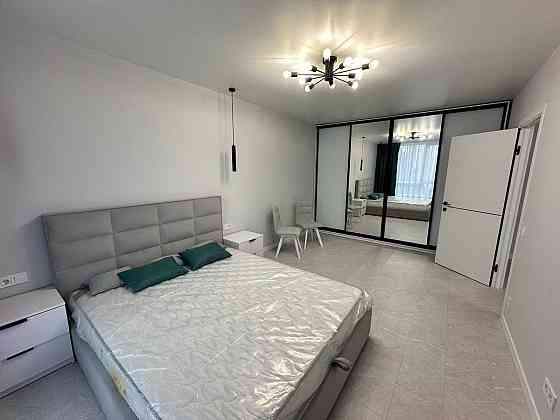 Перша здача!!! Укомплектована півторачка в центрі міста. Ивано-Франковск