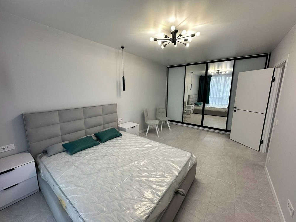 Перша здача!!! Укомплектована півторачка в центрі міста. Ивано-Франковск - изображение 1