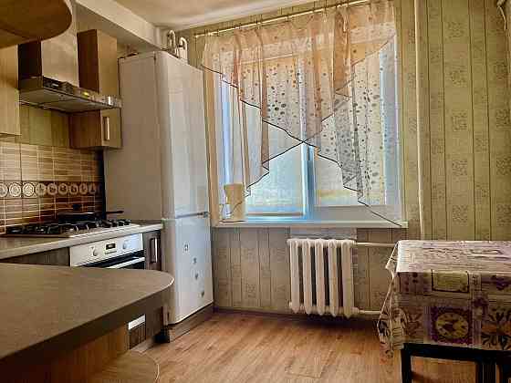 Здам 2 кімнатну  квартиру ж/м Перемога- 5, пр. Героїв 18 р-н Кодака Днепр