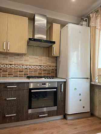 Здам 2 кімнатну  квартиру ж/м Перемога- 5, пр. Героїв 18 р-н Кодака Днепр