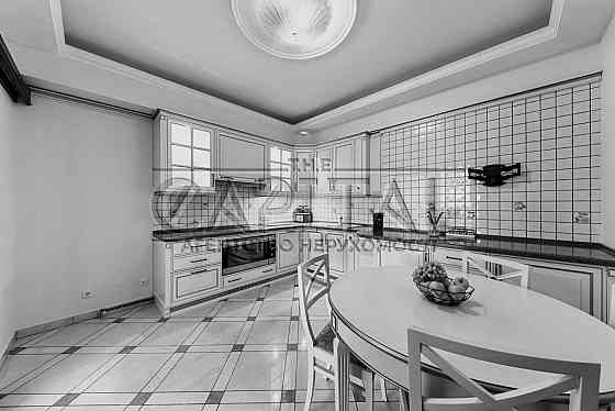 Оренда / Квартира, Шевченківський район, вул. Кудрявський узвіз, 3Б Київ