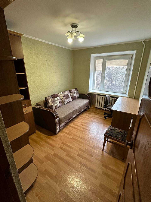 Продам 3-х кім. кв. М-н Жовтневий Кам`янець-Подільський - зображення 2