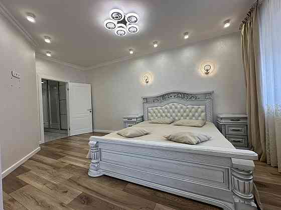 Продаж нової  3-4 кімнатної квартири 92 м2 з меблями,технікою соф.борщ Софиевская Борщаговка