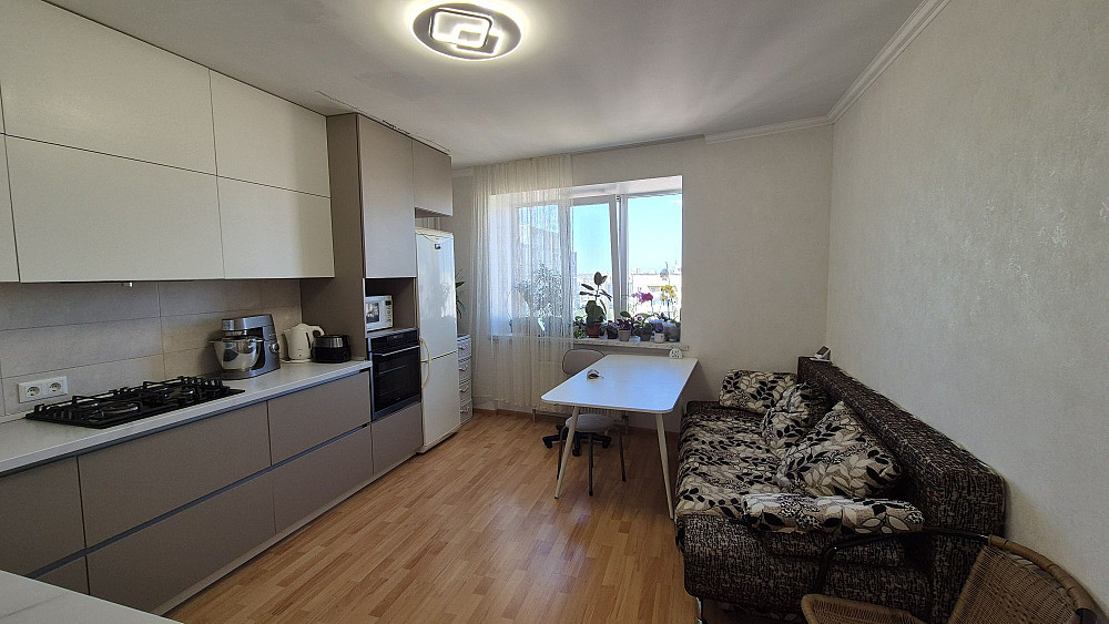 Однокімнатна квартира з ремонтом Черноморск - изображение 3