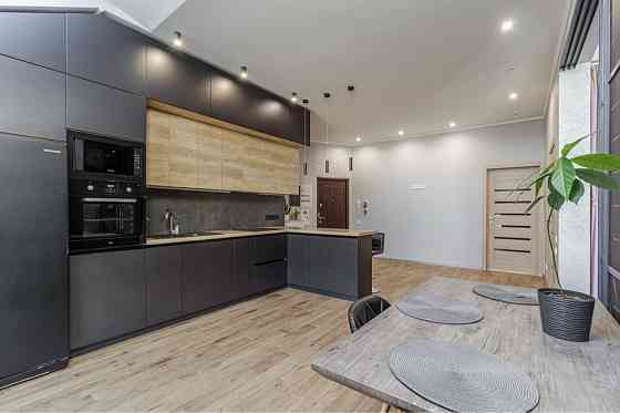 Квартира від власника Хотів 98кв Хотов