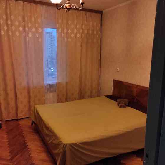 Довгостроково, 3К, Троещина, прсп. Червоної Калини 79 Киев