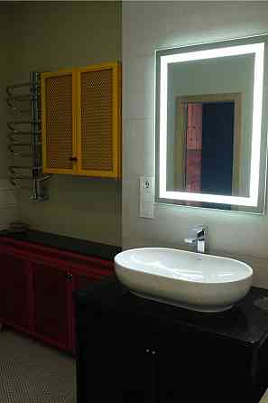 Двухрівнева квартира з панорамними вікнами на парк у Luxe House Ровно