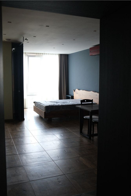 Двухрівнева квартира з панорамними вікнами на парк у Luxe House Рівне - зображення 4