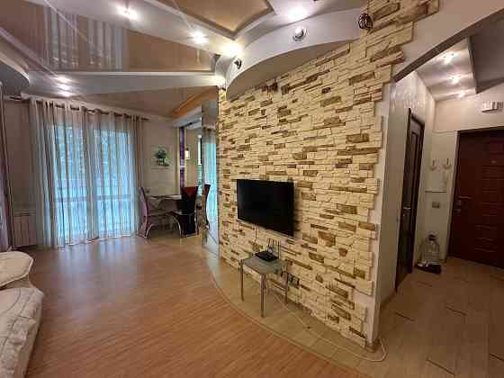 Оренда 2-х кім. кв-ри центр Києва, Печерський р-н, вул. Гордієнко, 8 Киев