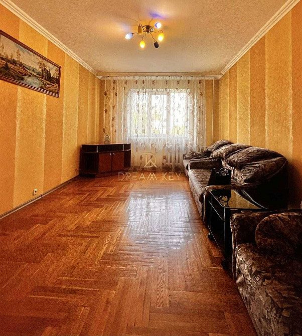 Продам  3к  квартиру,  0%,  5 поверх, газ  Петра Панчи 7 Київ - зображення 1