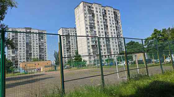 продаж  квартири Левко Лукьяненка  ( Тимошенко) 1 д Оболонь Мінська Київ