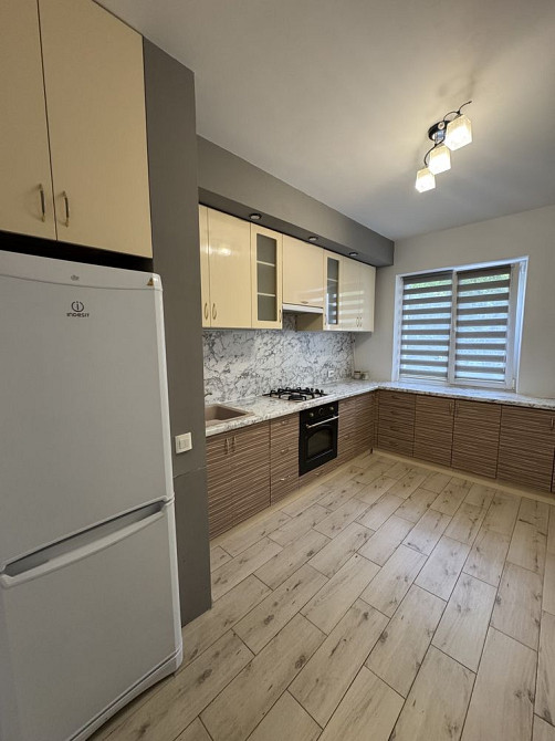 Продам трикімнатну квартиру на вул. Фабрична!! Ровно - изображение 2