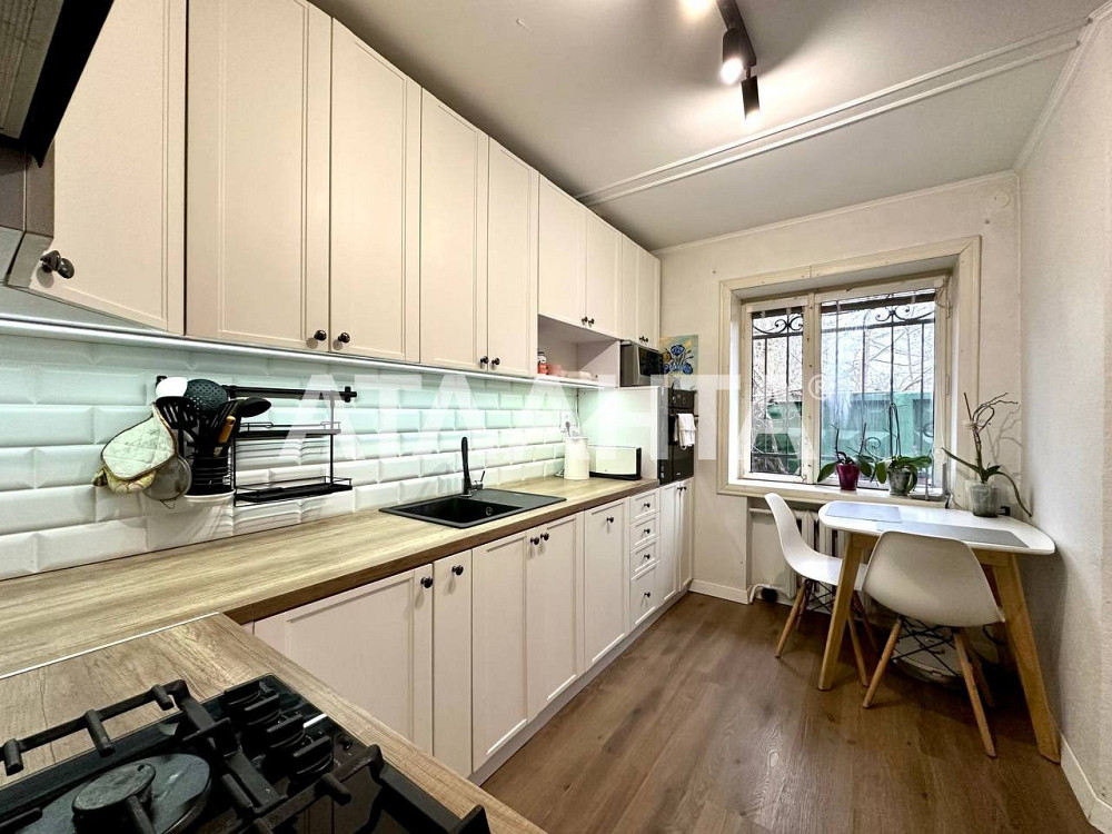 Продаж 2-кім кв з Гаражем в австрійській віллі по вул. Ріпина Львів - зображення 7