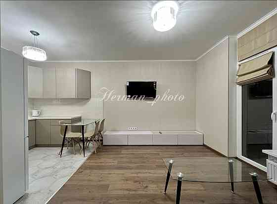 ЖК Нивки парк, кухня-вітальня і спальня, 1 кімнатна біля метро Киев