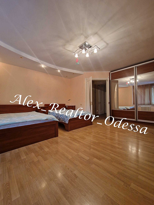 Сдам 3 комн. квартиру. Аркадия. Рядом. Генуэзская. Приморский р-н. Одесса - изображение 1