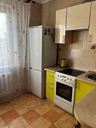 Оренда 2-к.квартири Ахматової 19 Позняки 15 хвилин пішки! Киев