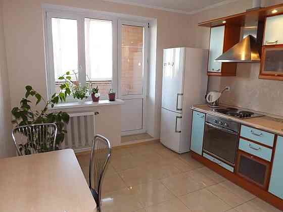 Оренда 2х кімнатна на Леся Курбаса Киев