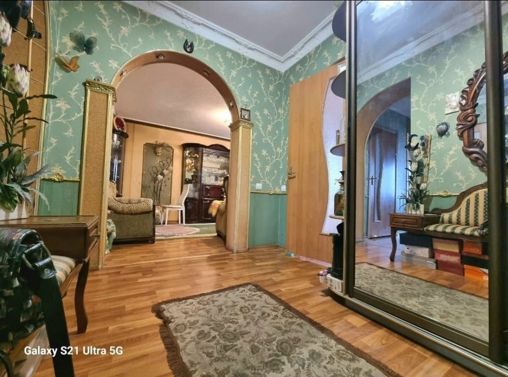 Березинка. 3 х к кв. Раздельные комнаты. Риелторы не звоните Днепр - изображение 1