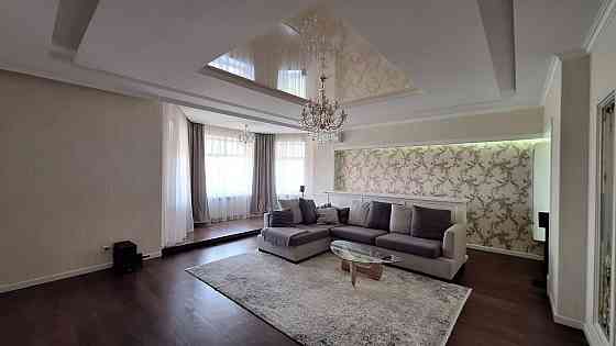 Продам 3-х комнатную квартиру в Черноморске Чорноморськ