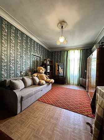 Продам 2-кімнатну квартиру у сталінці на Фонтані біля Парку Перемоги Одеса