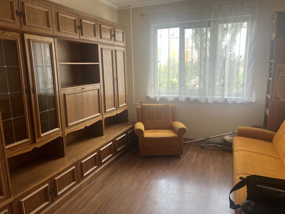Поодаж 3-к квартири , проспект Академіка Заболотного 29 Київ - зображення 1