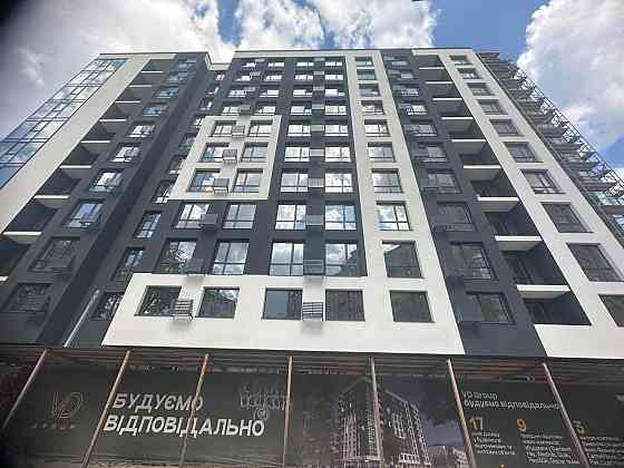 Продаю квартиру в новому житловому будинку центр Ивано-Франковск