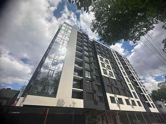 Продаю квартиру в новому житловому будинку центр Ивано-Франковск