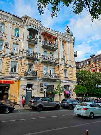 Продаж 3-х кімн, вул. Володимирська 40/2. м.Золоті Ворота Киев