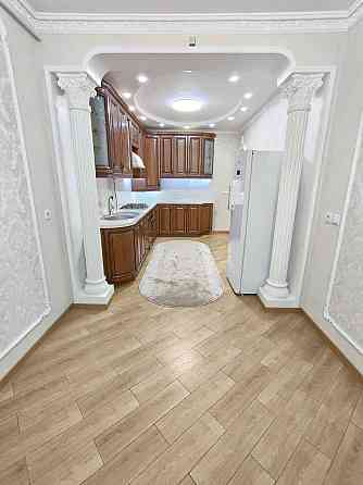 Здається 2-Х кімнатна "НОВОБУДОВА" на вул.РУСЬКА (меблі МАЙЯ). Черновцы