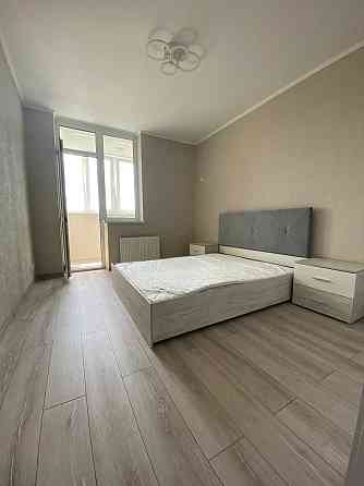 Аренда видовой 3к=100м2 квартиры в ЖК 4 Сезона Максимовича 3Г ВДНГ Kyiv