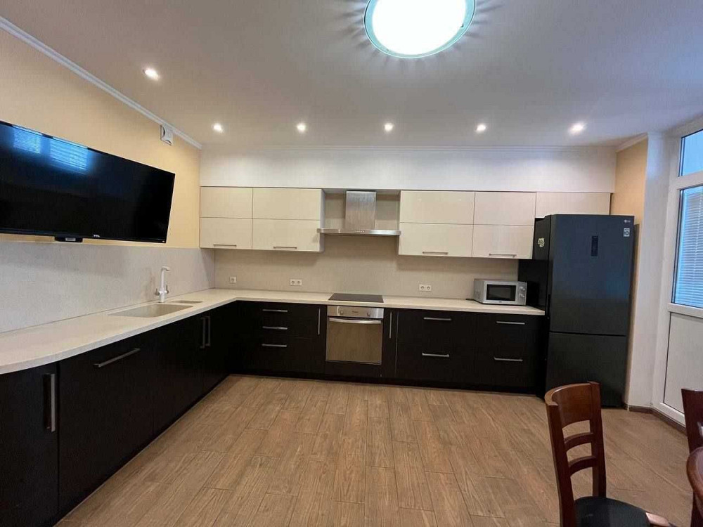 Оренда 4-кім. квартири преміум-класу 
Осокорки вул. Єлизавети Чавдар 2 Киев - изображение 4