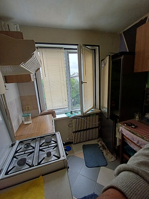 Оренда 1 кім кв вул. Хоткевича, комунальні частково. Ивано-Франковск - изображение 2