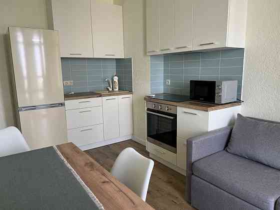 Проспект Науки 58, однокімнатна, перша сдача! Киев